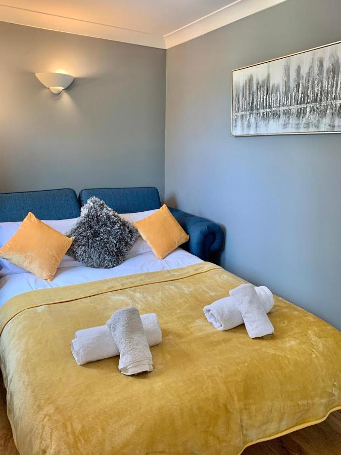 Risinghurst, Oxford, An Entire 2Beds, 2Bathrooms, Free Wi-Fi, Free Parking Extérieur photo